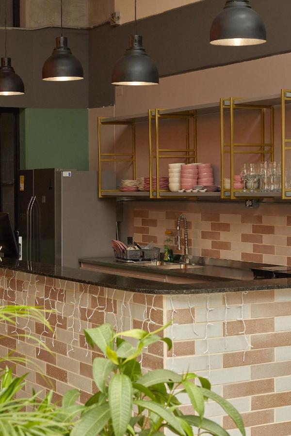 Epic Boutique Hotel メデジン エクステリア 写真
